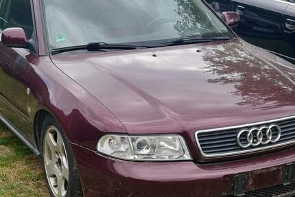 Audi A4 294.112 km 3.250 &euro; Waldkirchen 94065