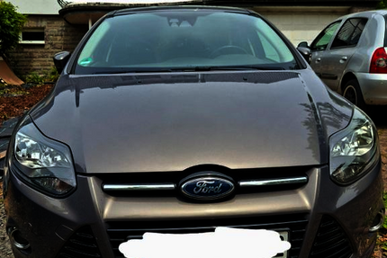 Ford Focus 162.106 km 5.599 &euro; Bergisch Gladbach 51429