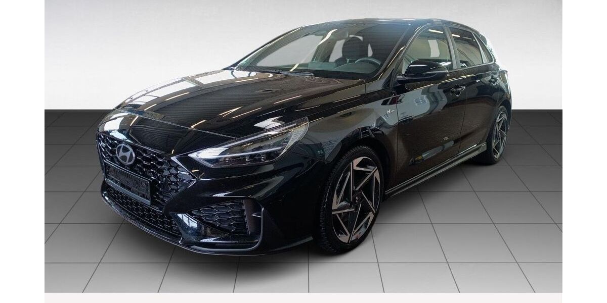 Hyundai i30 24.607 km 24.480 &euro; Limburg 65555