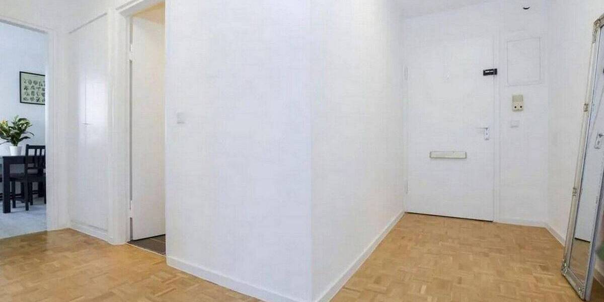 Etagenwohnung Berlin Lichtenberg - 2 Zimmer, 60 m&sup2;, 800&euro; | Angebot:26331154