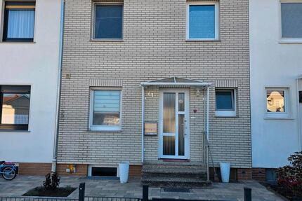 Gepflegtes Reihenmittelhaus in Celle Vorwerk von privat 4 zimmer