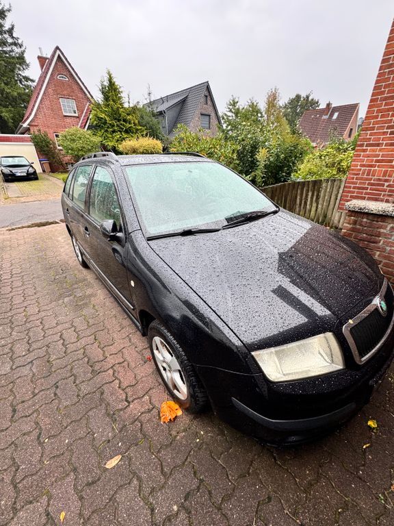 Skoda Fabia 232.000 km 1.999 € Lübeck 23556