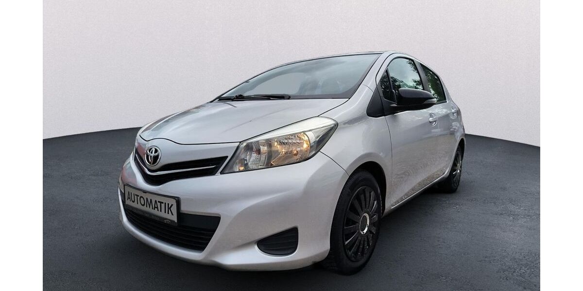 Toyota Yaris 71.262 km 9.599 &euro; Rostock 18069