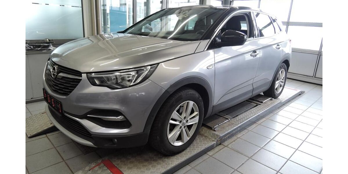 Opel Grandland (X) 135.400 km 13.950 &euro; Nordhausen 99734