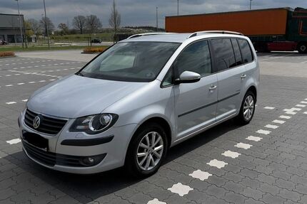 VW Touran 193.000 km 3.500 &euro; Großhansdorf 22927