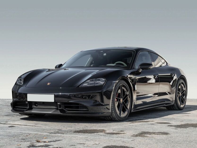 Porsche Taycan 7.999 km 149.888 € Filderstadt 70794