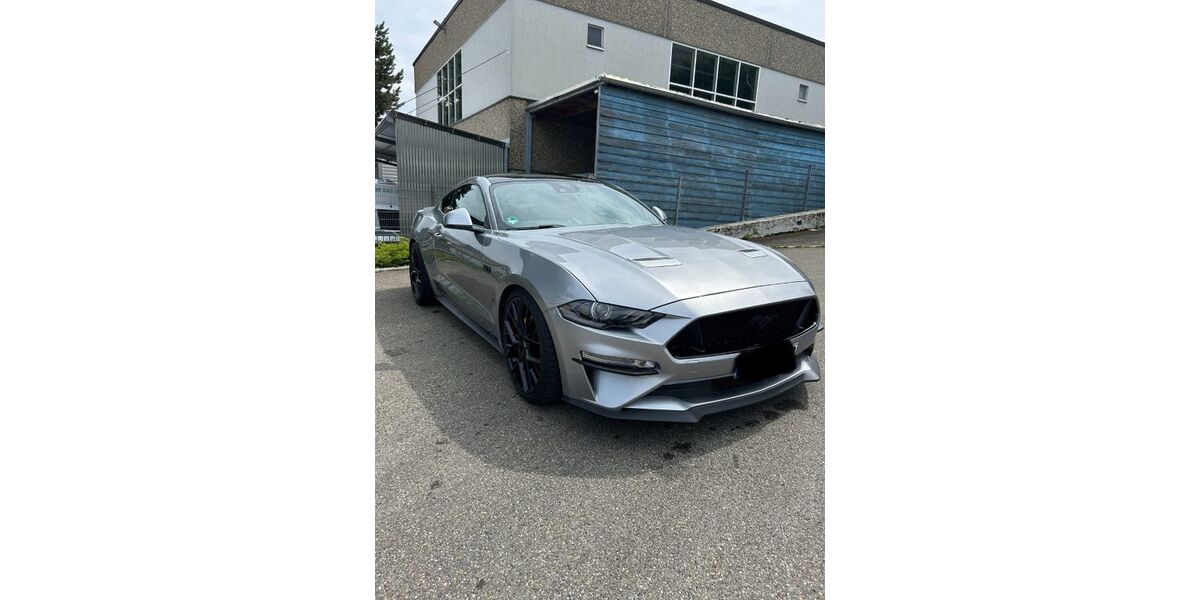 Ford Mustang 38.500 km 40.999 € Filderstadt 70794