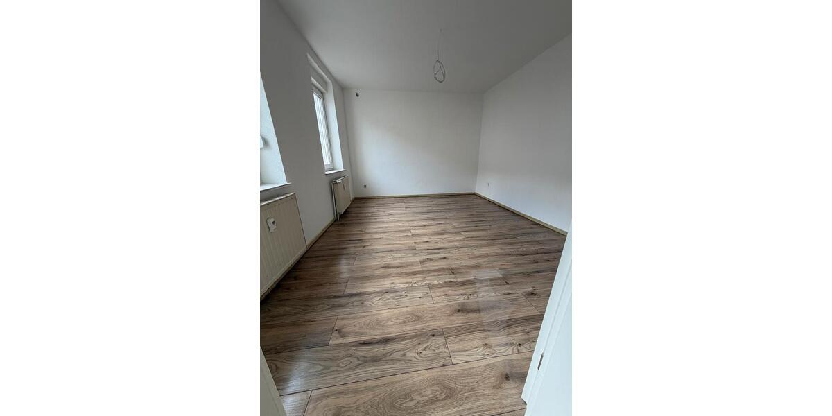 Erdgeschoßwohnung Saarbrücken West - 3 Zimmer, 72 m&sup2;, 650&euro; | Angebot:25546279