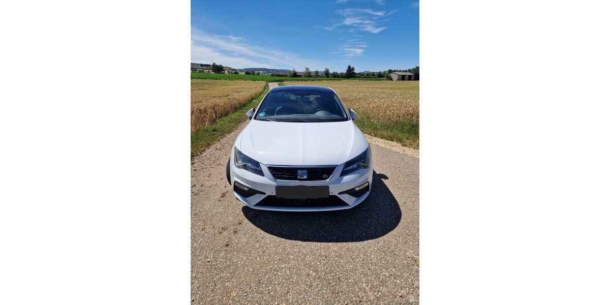 Seat Leon 111.562 km 17.100 &euro; Nördlingen 86720