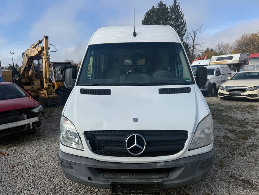 Mercedes-Benz Sprinter 332.000 km 6.999 € München 81245