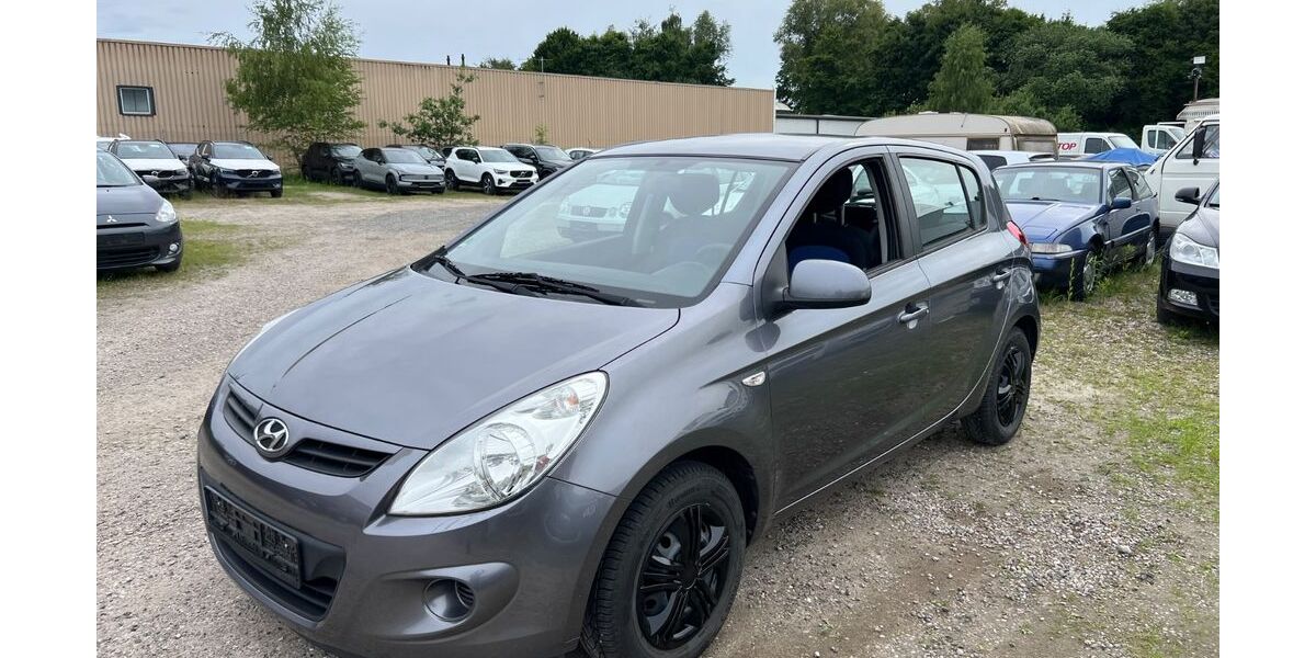 Hyundai i20 95.234 km 3.850 &euro; Elmshorn 25337