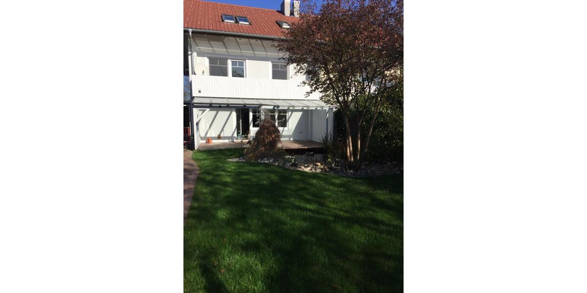 Doppelhaushälfte Tutzing - 5 Zimmer, 141 m&sup2;, 2.390&euro; | Angebot:24660608