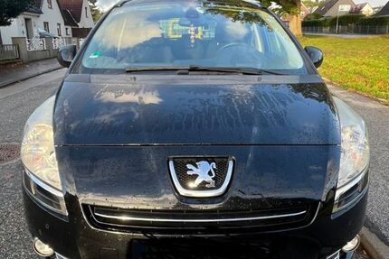 Peugeot 5008 118.000 km 4.999 &euro; Lübeck 23570