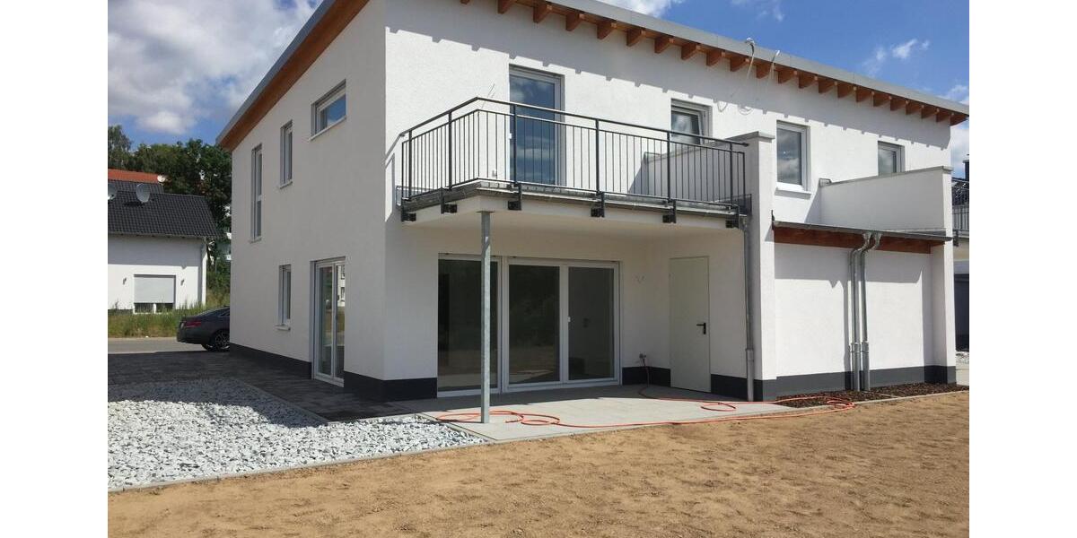 Etagenwohnung Lollar - 5 Zimmer, 125 m&sup2;, 1.650&euro; | Angebot:25047863