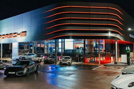 Porsche Cayenne 9.900 km 149.880 &euro; Göppingen 73037