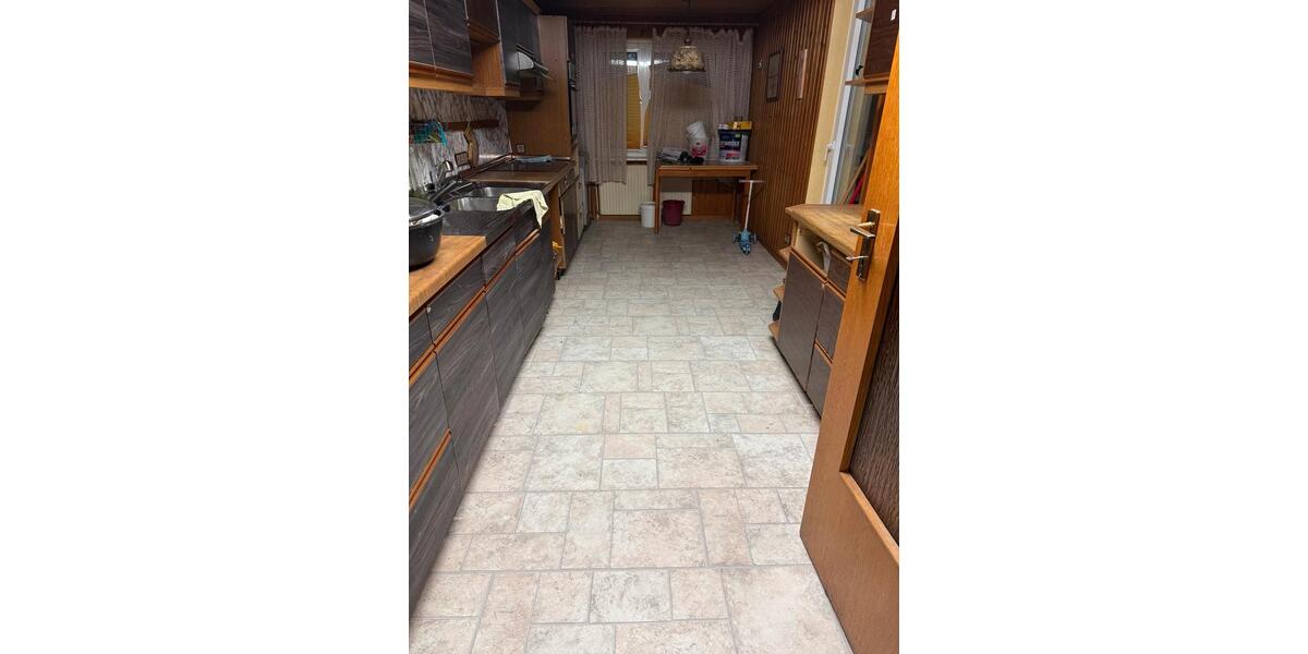 Einfamilienhaus Bad Münder am Deister - 8 Zimmer, 336 m&sup2;, 1.450&euro; | Angebot:24878302