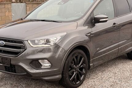 Ford Kuga 133.032 km 13.690 &euro; Düren 52351