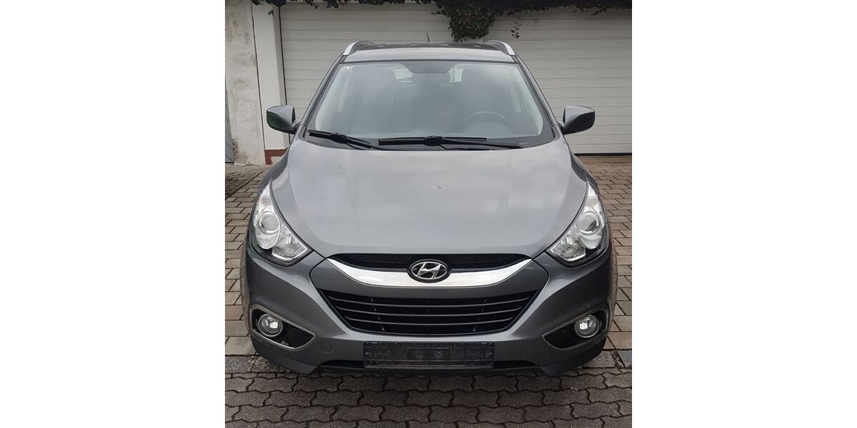 Hyundai ix35 63.000 km 10.490 &euro; Traunstein 83278