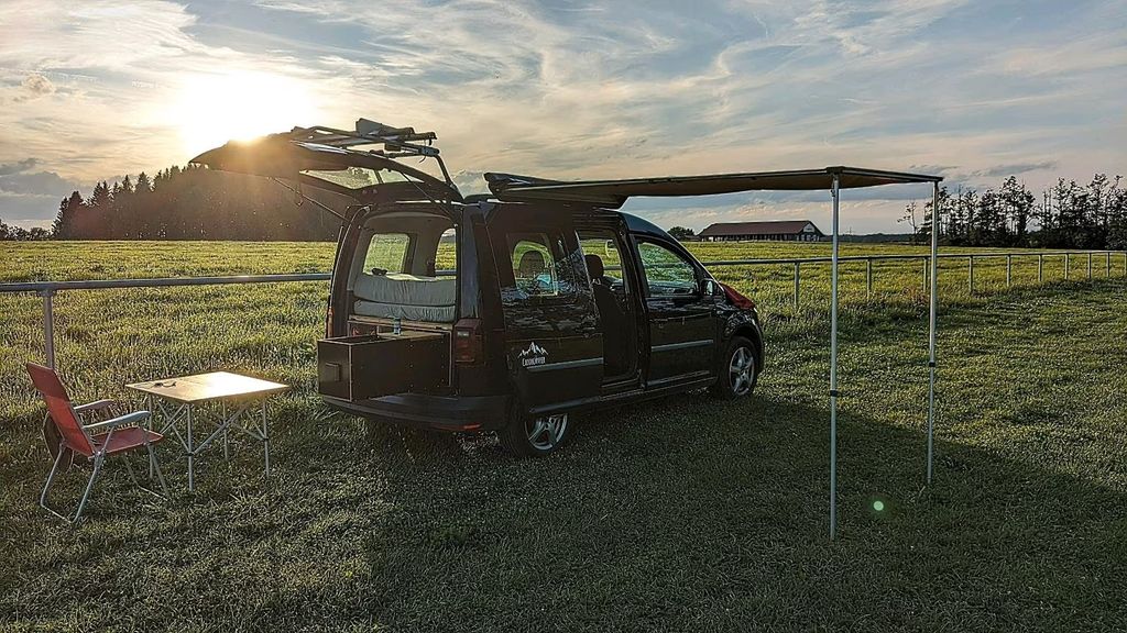 VW Caddy 178.000 km 14.300 &euro; Tübingen 72072