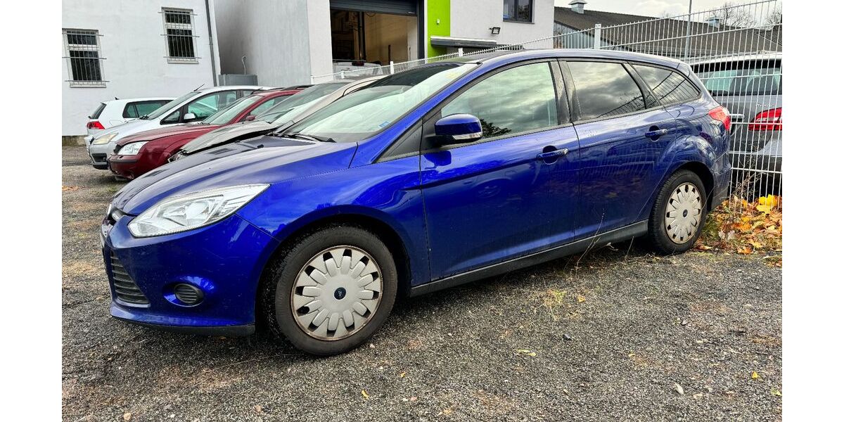 Ford Focus 270.000 km 2.399 &euro; Dresden 01187