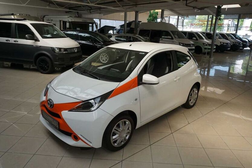 Aygo (X)
