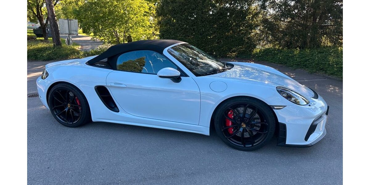 Porsche Boxster 5.690 km 107.550 &euro; Balingen 72336