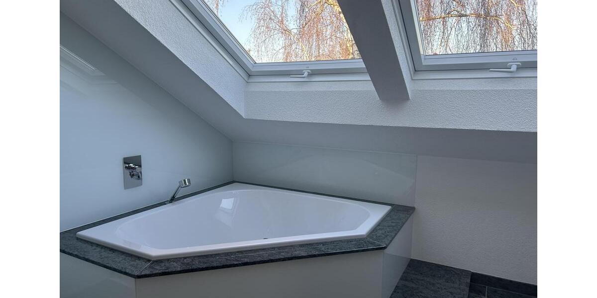 Dachgeschoßwohnung Karlshuld - 3 Zimmer, 140 m&sup2;, 1.250&euro; | Angebot:25145331