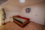 Dachgeschoßwohnung Brackenheim - 3 Zimmer, 80 m&sup2;, 320.000&euro; | Angebot:26241457