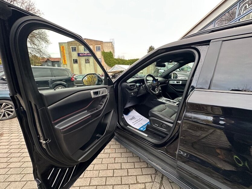 Ford Explorer 3.0 Plug-in-Hybrid 4x4 ST-Line 156.000 km 32.500 € Rudolstadt 07407