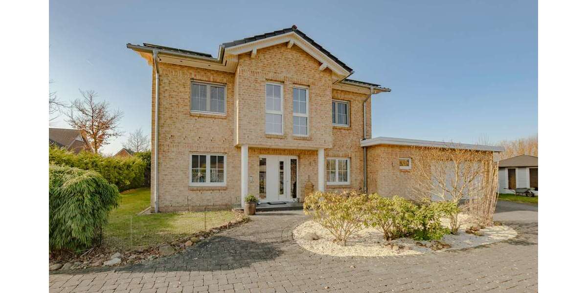 Einfamilienhaus Buchholz - 4.5 Zimmer, 190 m&sup2;, 899.000&euro; | Angebot:26052969