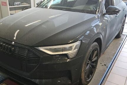 Audi e-tron 72.274 km 31.520 &euro; Hagen 58091