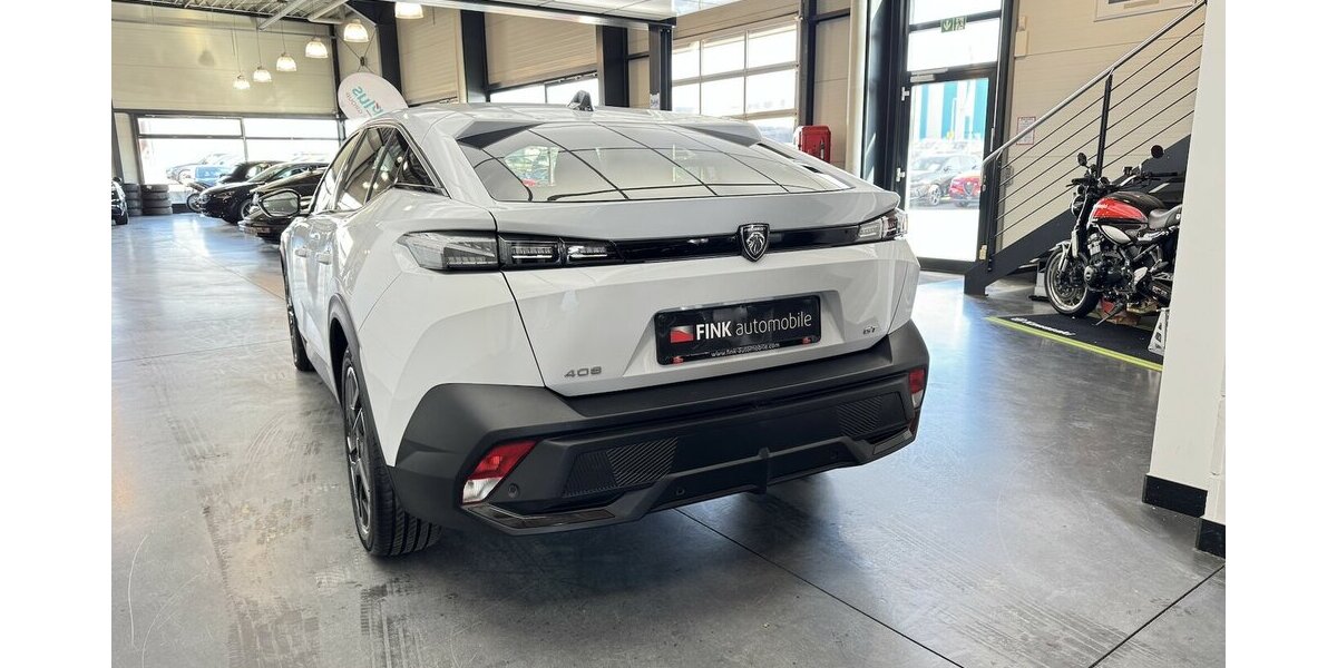 Peugeot 408 GT 130 PureTech EAT8 Focal Panodach 32.000 km 24.670 &euro; Lich 35423