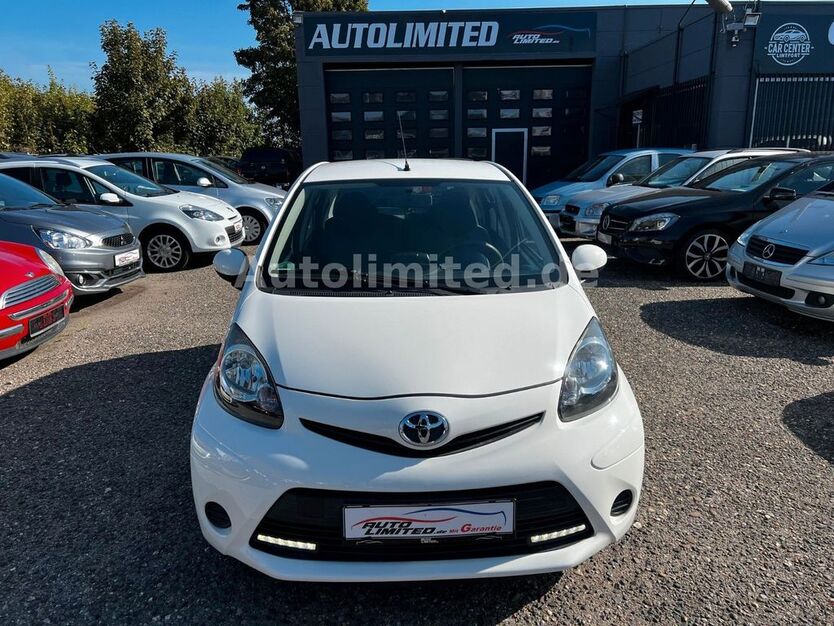 Toyota Aygo (X) 149.000 km 4.500 € Kamp-lintfort 47475