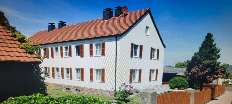 Doppelhaushälfte Tann (Rhön) - 8 Zimmer, 176 m&sup2;, 285.000&euro; | Angebot:27040110