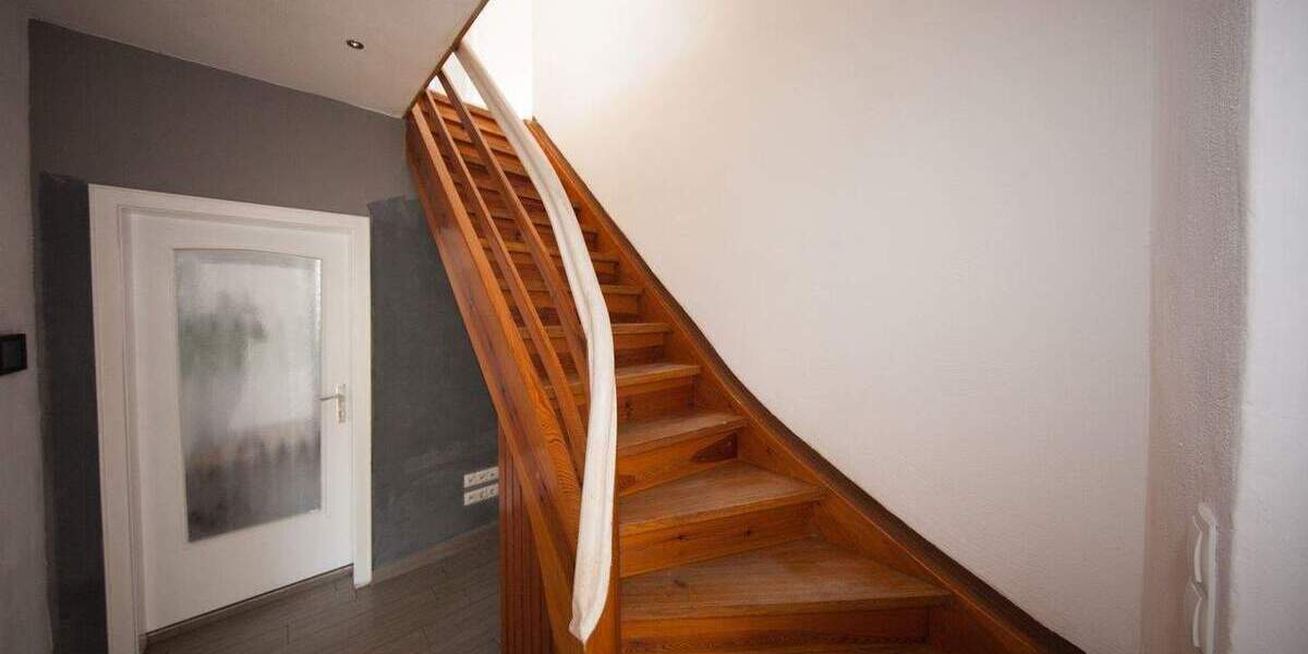 Mehrfamilienhaus, Wohnhaus Bad Rodach Elsa - 5 Zimmer, 140 m&sup2;, 220.000&euro; | Angebot:25746306