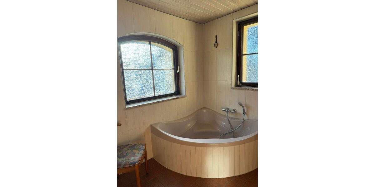 Einfamilienhaus Claußnitz - 6 Zimmer, 190 m&sup2;, 1.595&euro; | Angebot:24423837