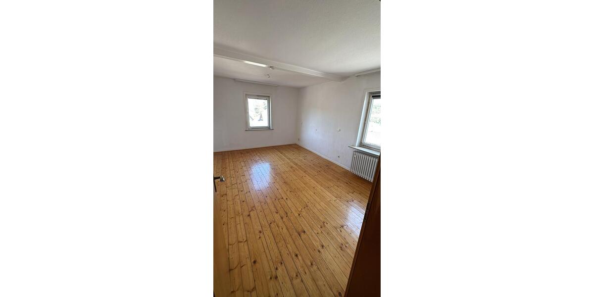 Einfamilienhaus Bad Berleburg - 7 Zimmer, 220 m&sup2;, 260.000&euro; | Angebot:27301282