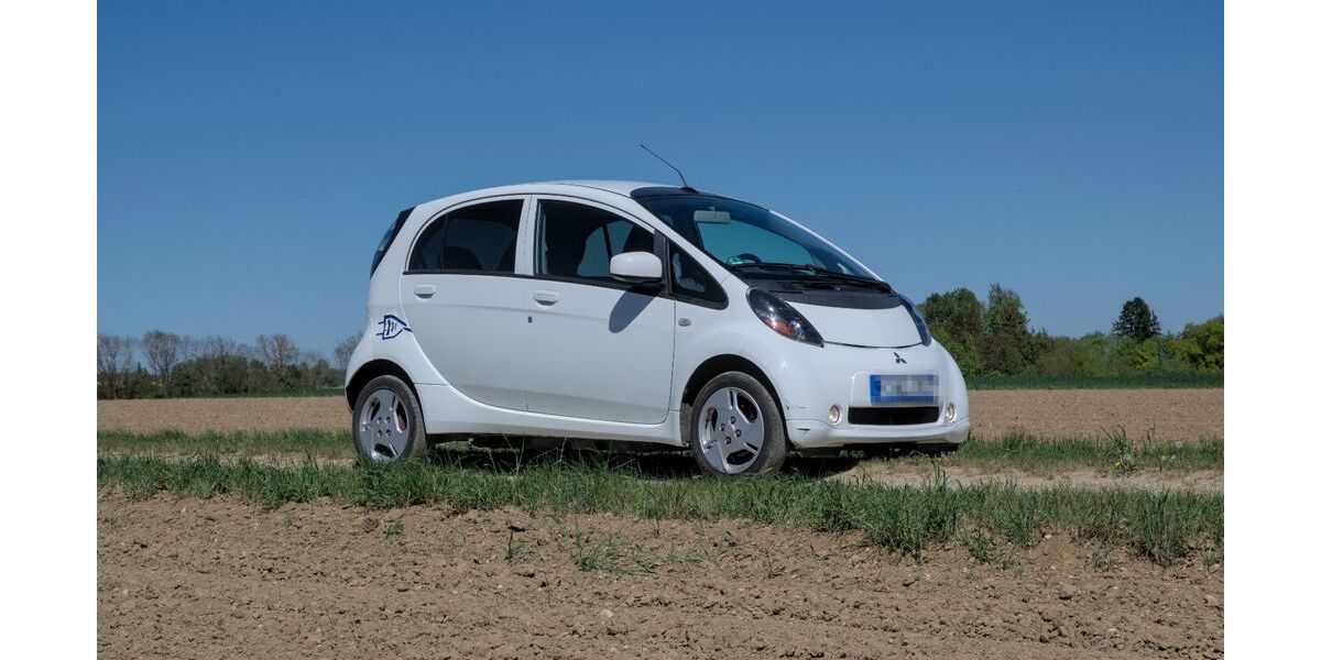 Mitsubishi i-MiEV 92.500 km 3.750 &euro; Untermarchenbach 85410