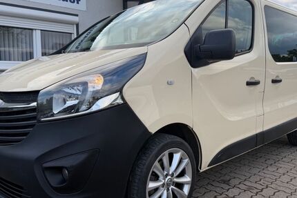 Opel Vivaro 331.645 km 8.999 &euro; Nordhausen 99734