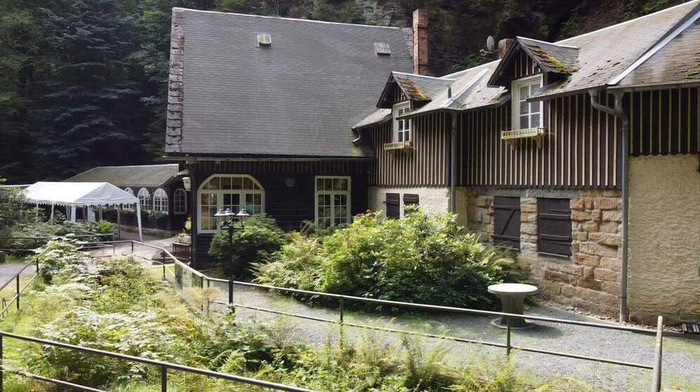 Gasthaus Waldidylle - Großzügiges Ausflugslokal direkt am Hauptwanderweg im Elbsandsteingebirge