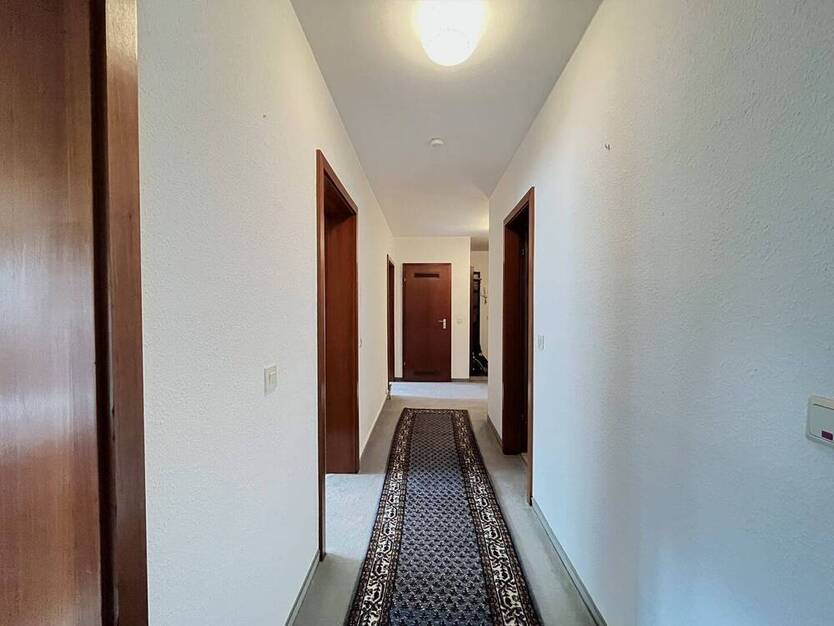 Ein faires Angebot, gepflegte 3 Zimmerwohnung mit Garagenstellplatz