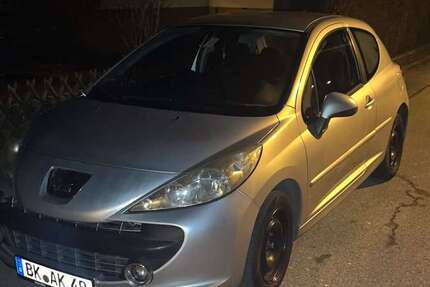 Peugeot 207 184.000 km 1.400 &euro; neuweiler 71093