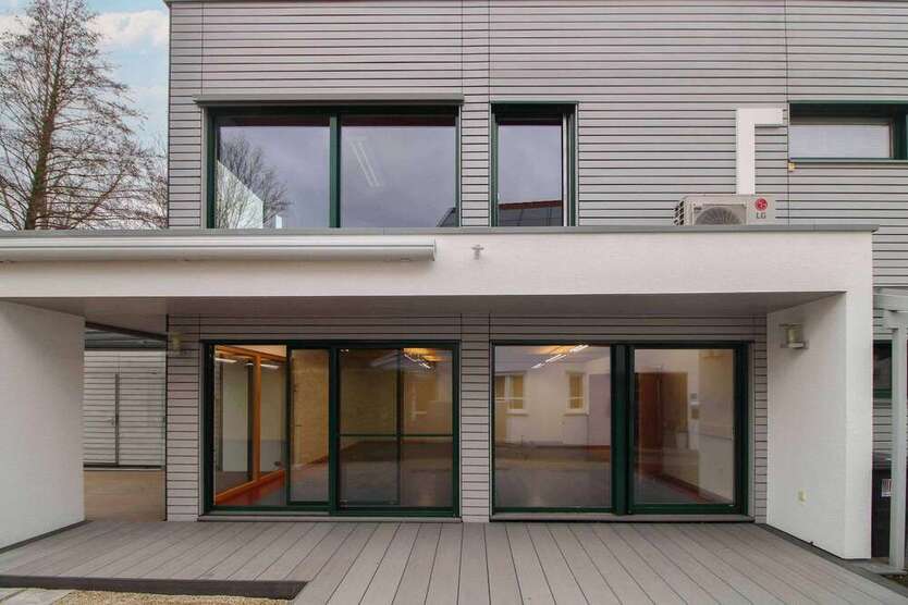 Haus zum Kaufen in Jugenheim in Rheinhessen 749.000 € 266 m²