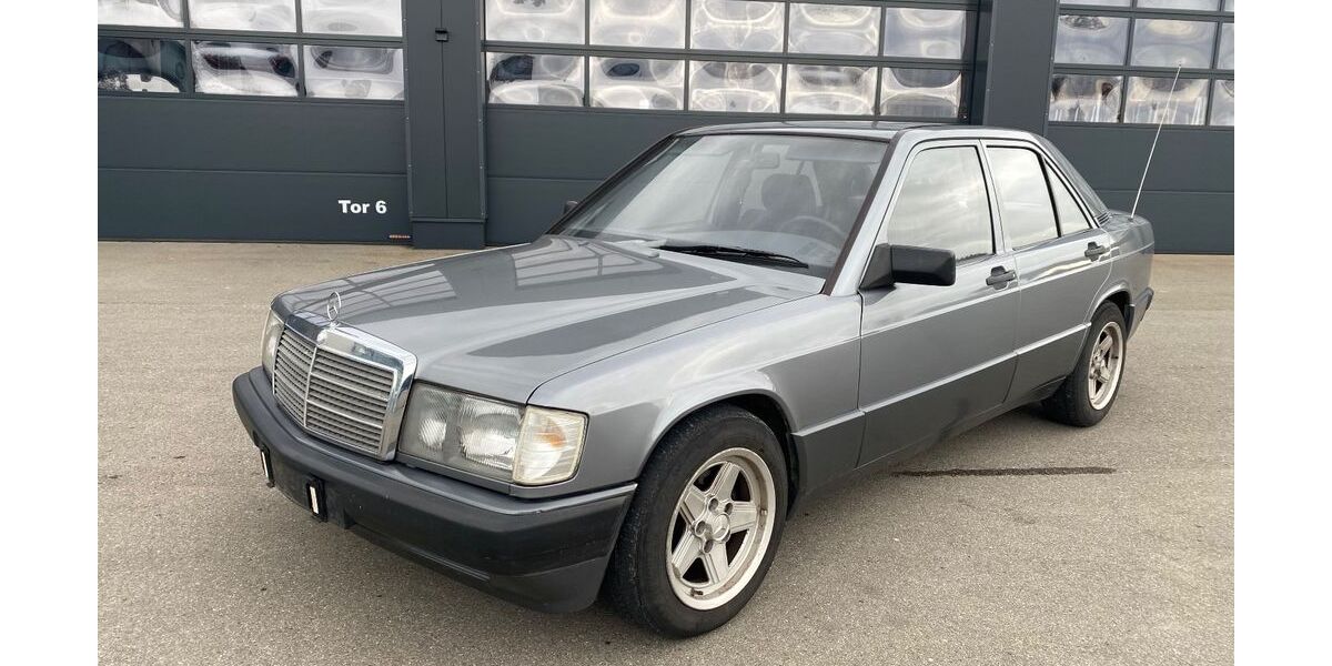 Mercedes-Benz 190 119.000 km 7.499 &euro; Meßkirch 88605