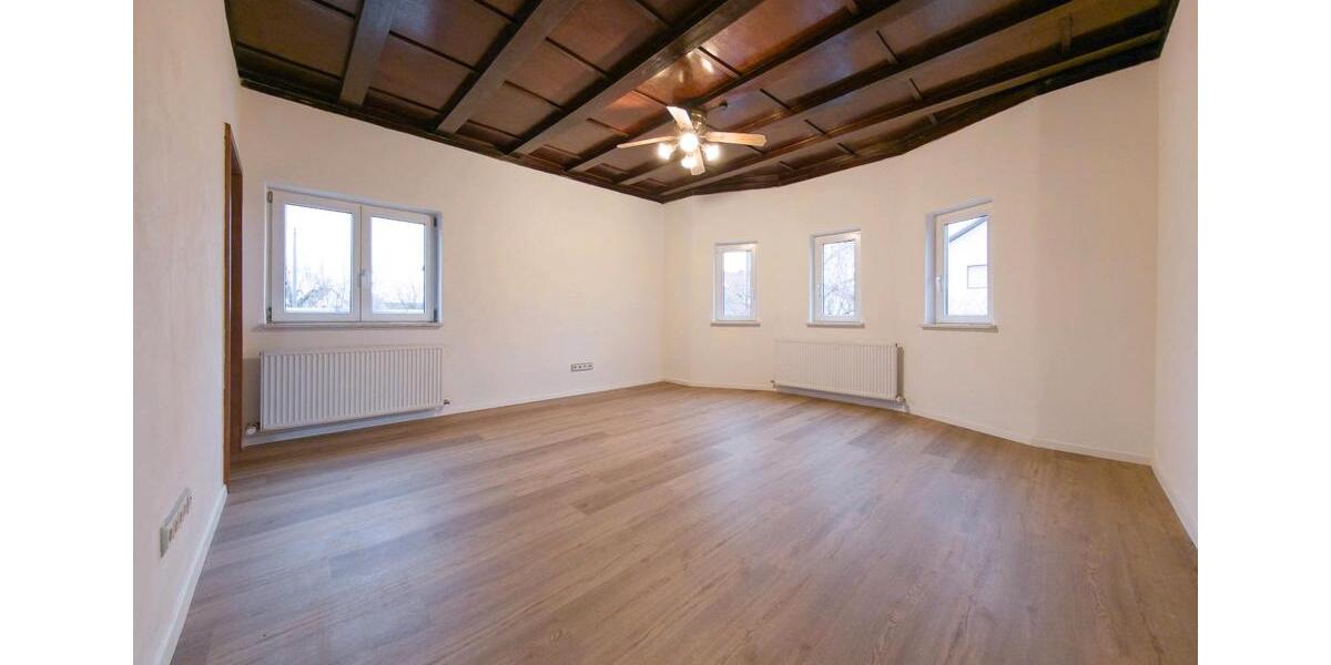 Einfamilienhaus Ernsgaden - 6 Zimmer, 157 m&sup2;, 1.500&euro; | Angebot:25442073