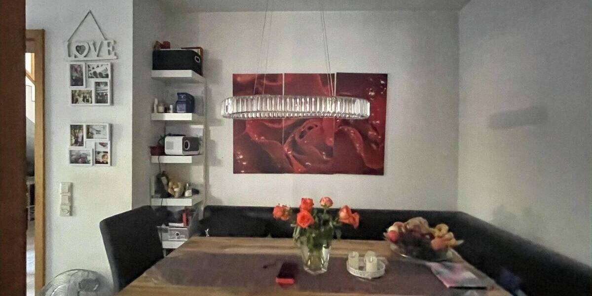 Mehrfamilienhaus, Wohnhaus Neuenburg - 8 Zimmer, 210 m&sup2;, 650.000&euro; | Angebot:25191296