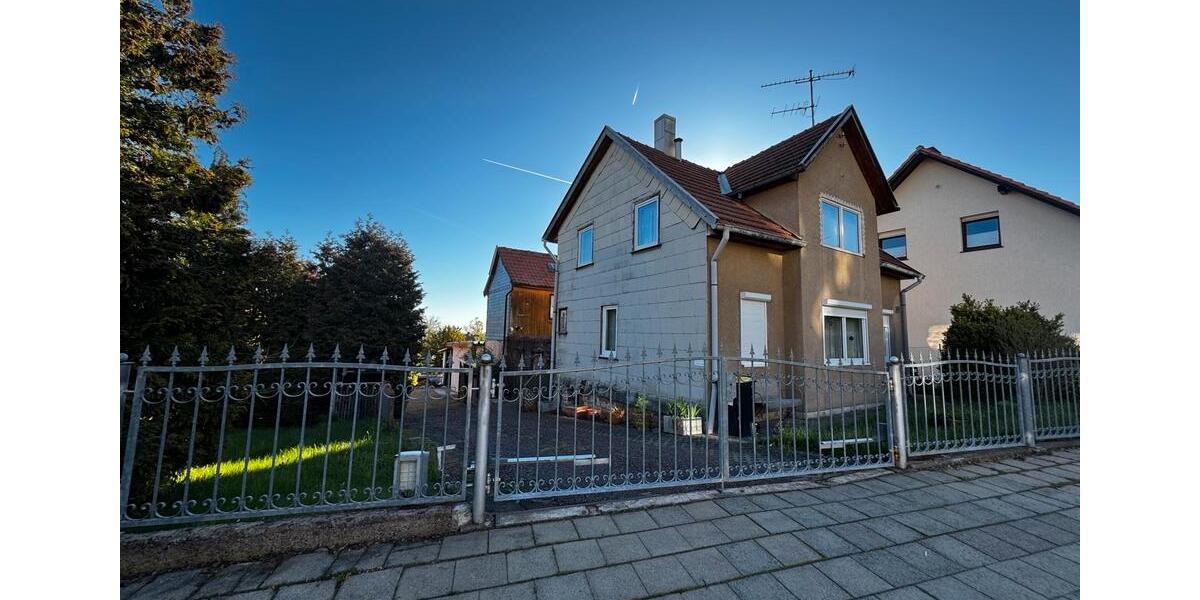 Einfamilienhaus Waltershausen - 140.000&euro; | Angebot:27018019