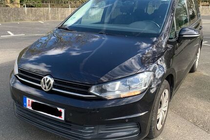 VW Touran 178.269 km 8.900 &euro; Alsdorf 52477
