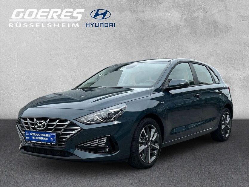i30
