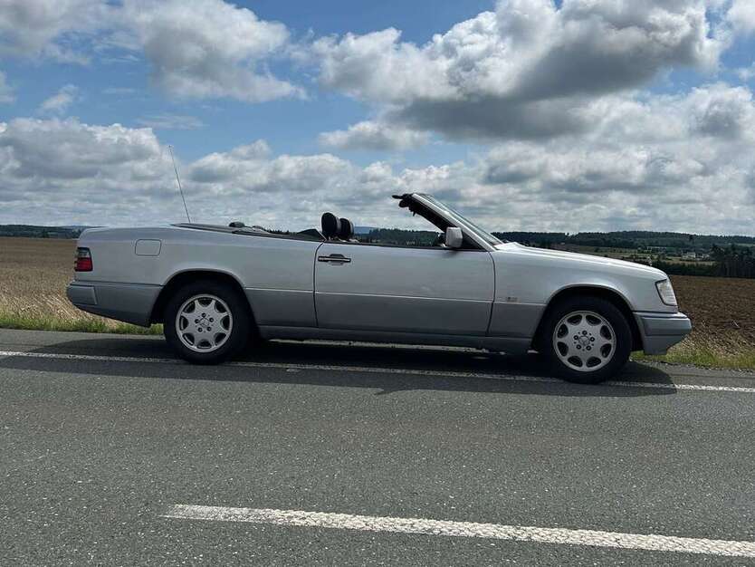 CE 300